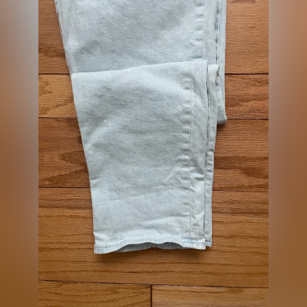 Target Universal Thread Size 4 Light Wash Vintage… - image 3